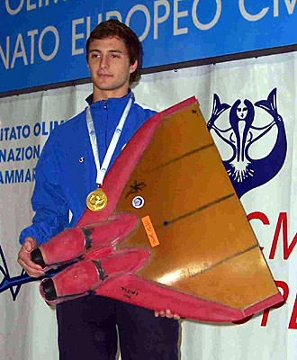 Stefano Figini nuovo record mondiale negli 800 np